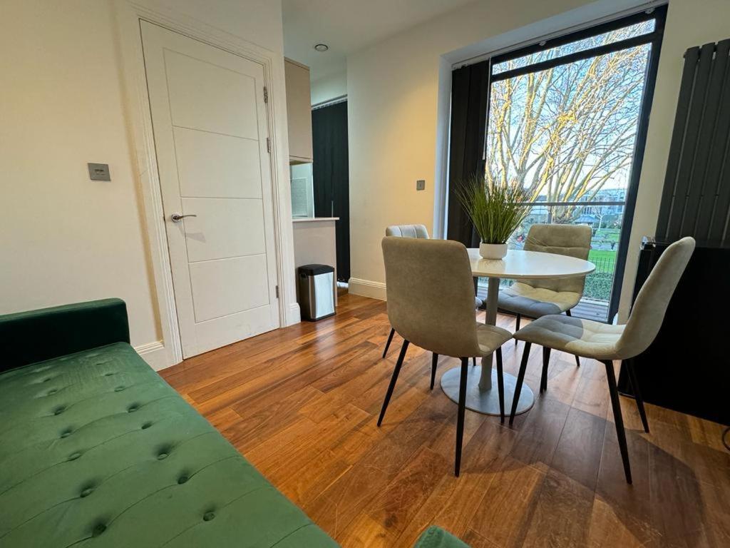 Willa 2 Bed 2 Bath Balcony View Wimbledon Tennis Londyn Zewnętrze zdjęcie